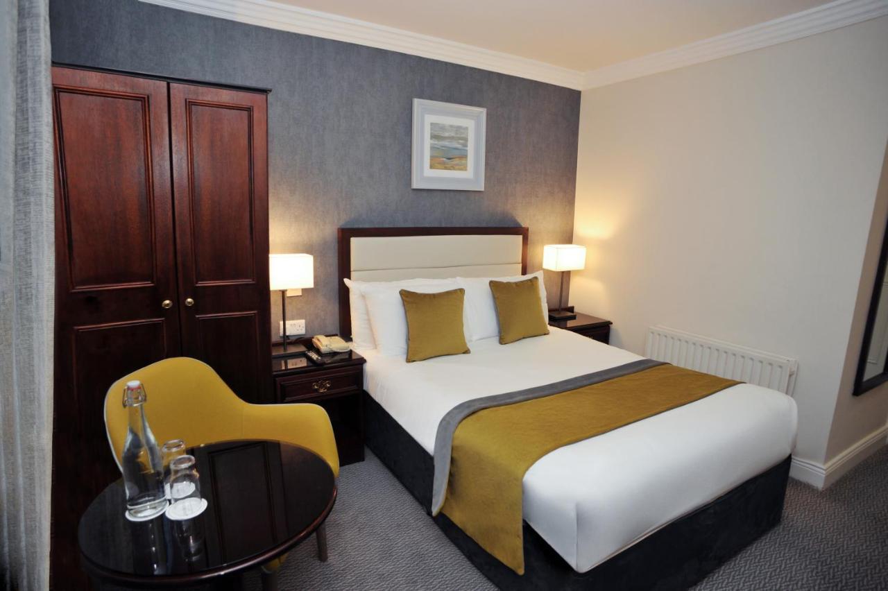 Anner Hotel Thurles Bagian luar foto