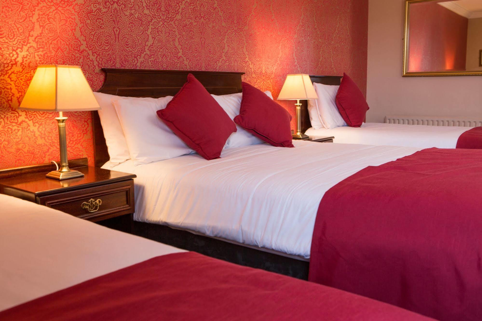 Anner Hotel Thurles Bagian luar foto