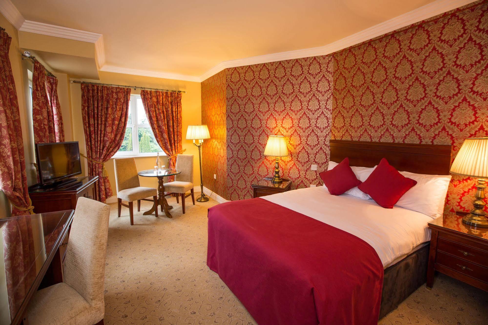 Anner Hotel Thurles Bagian luar foto