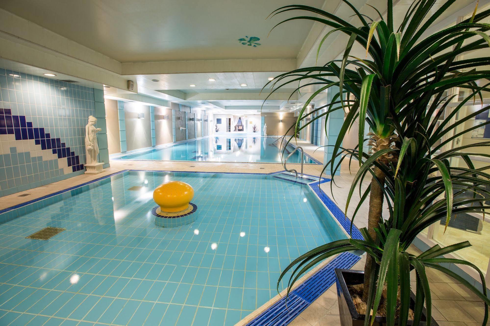 Anner Hotel Thurles Bagian luar foto
