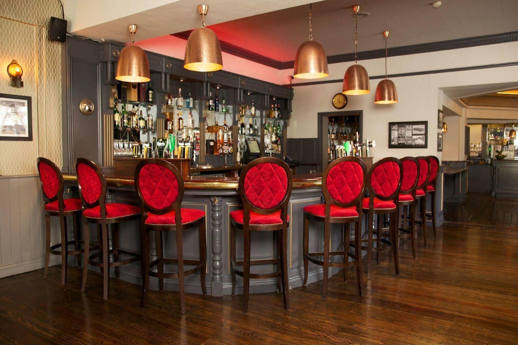 Anner Hotel Thurles Bagian luar foto